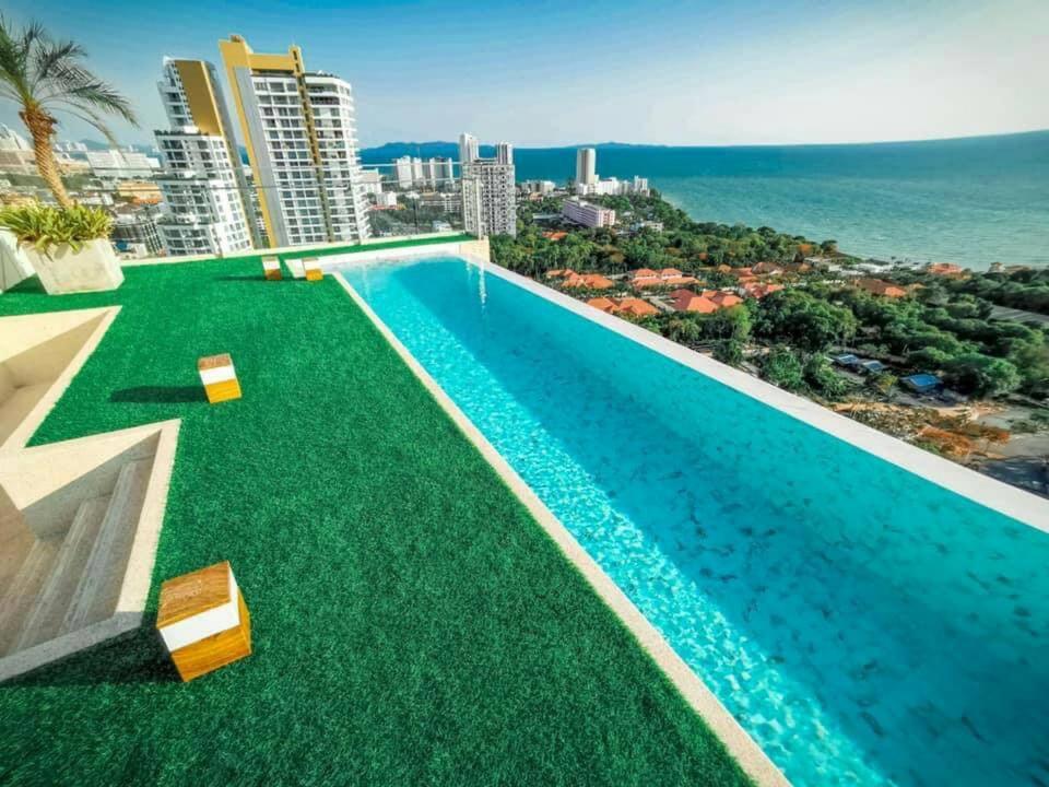 Andromeda Condo By Feng Pattaya Bagian luar foto