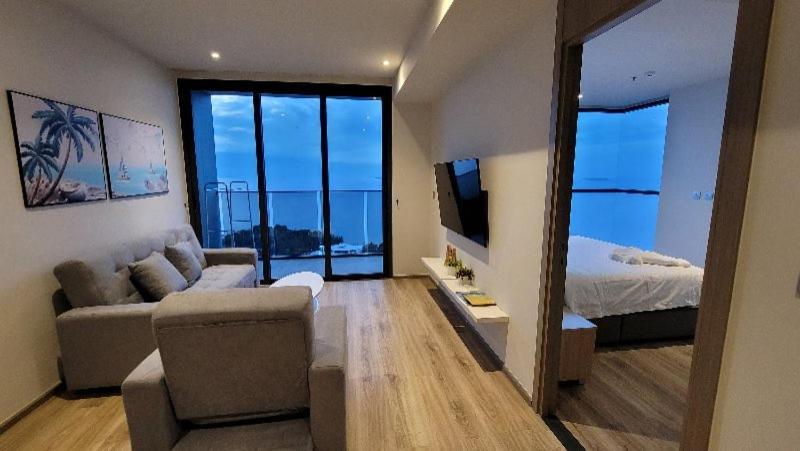 Andromeda Condo By Feng Pattaya Ruang foto