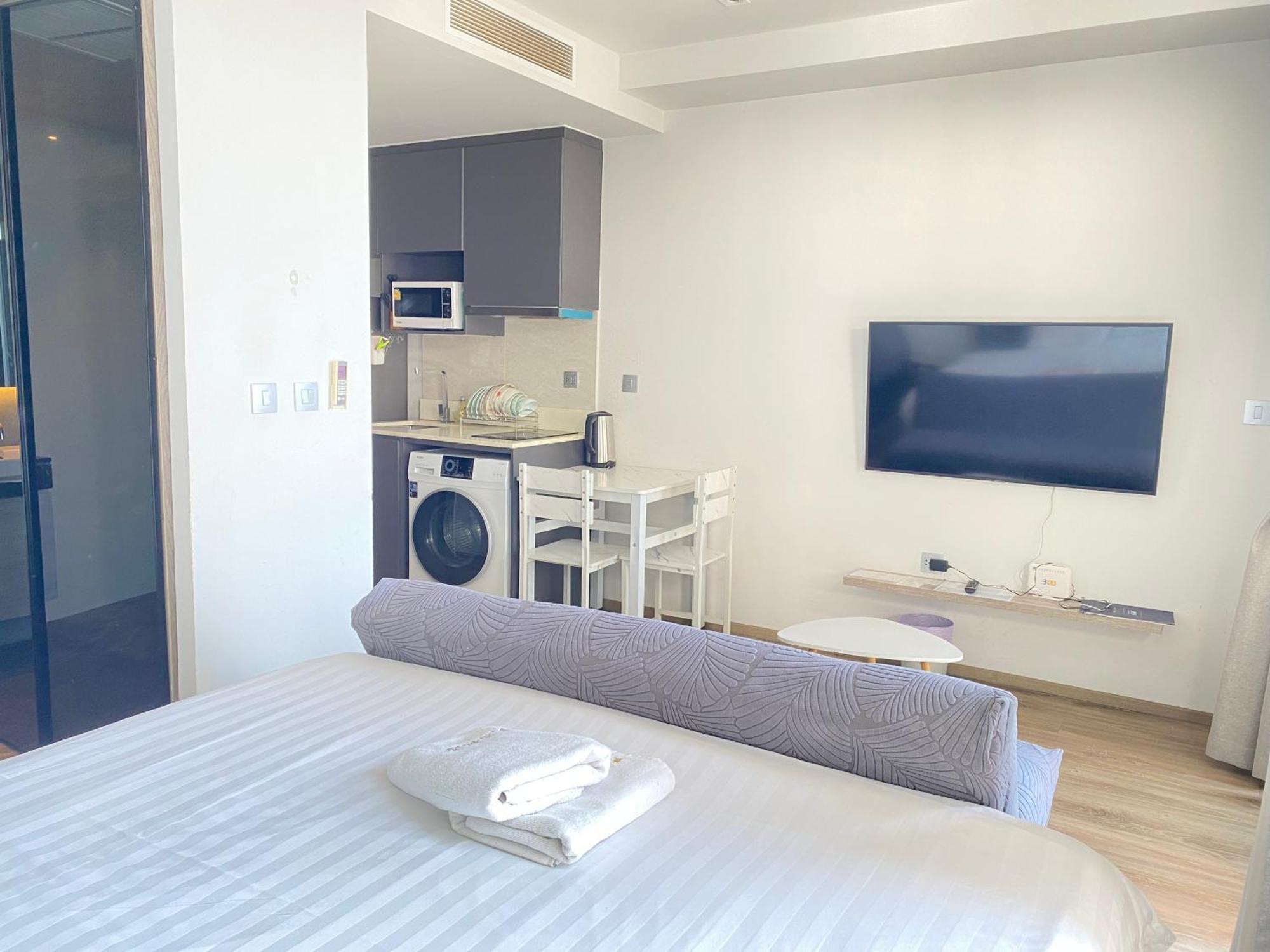 Andromeda Condo By Feng Pattaya Bagian luar foto
