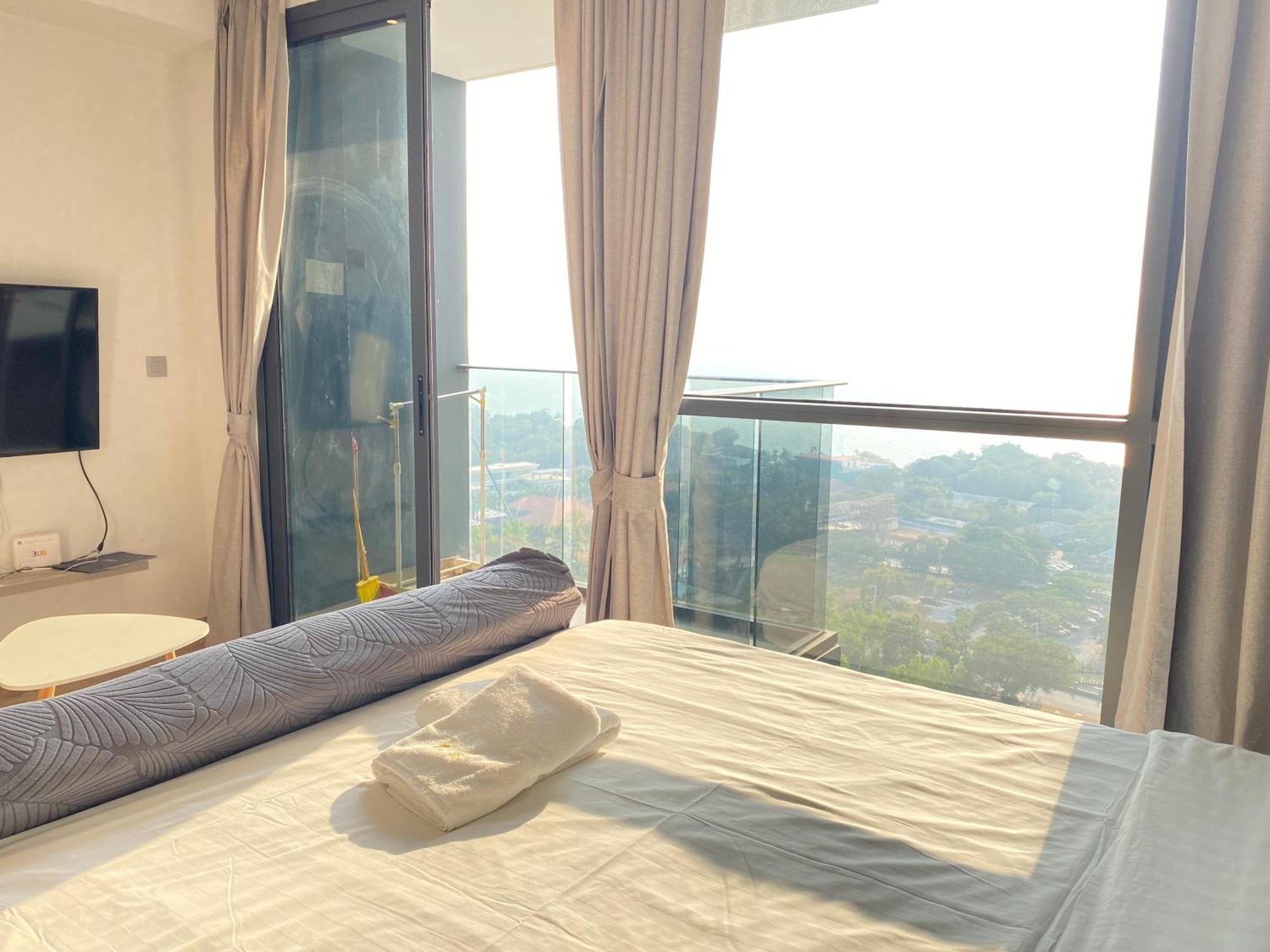 Andromeda Condo By Feng Pattaya Bagian luar foto